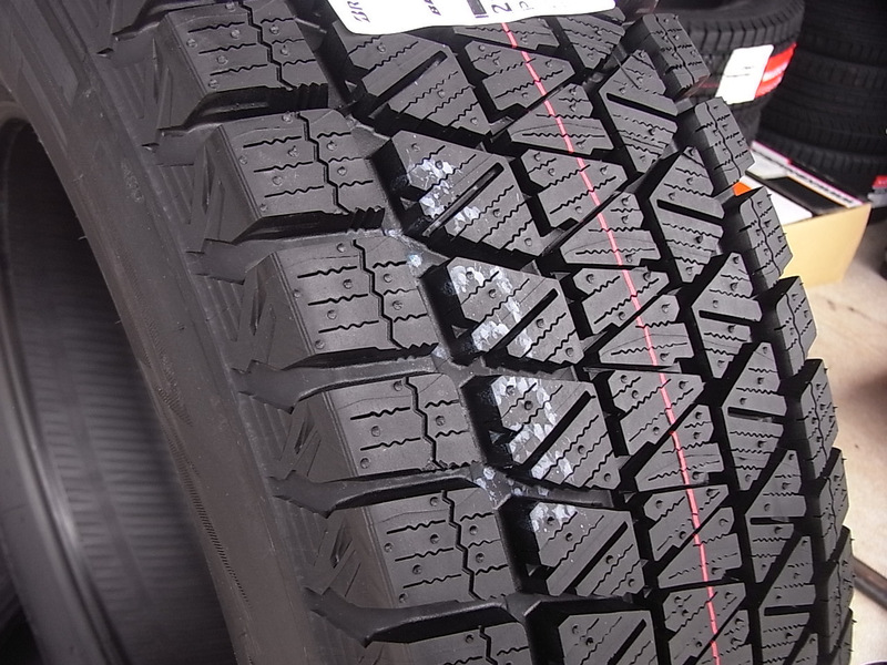 Bridgestone Blizzak DM-V3 215/60R17 100S