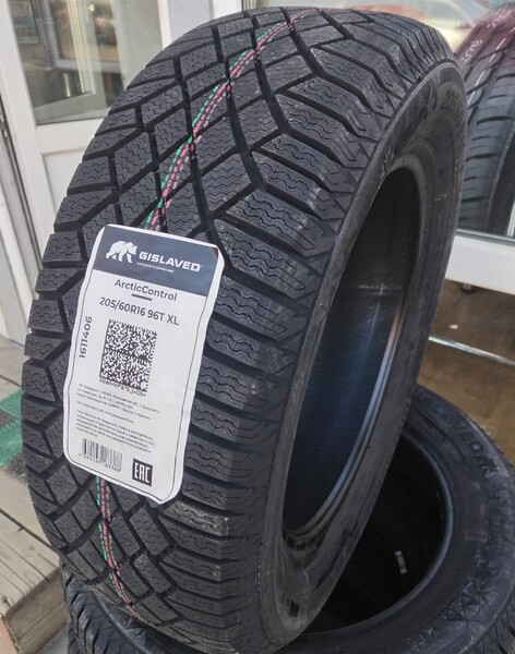 Gislaved ArcticControl 225/60R18 104T