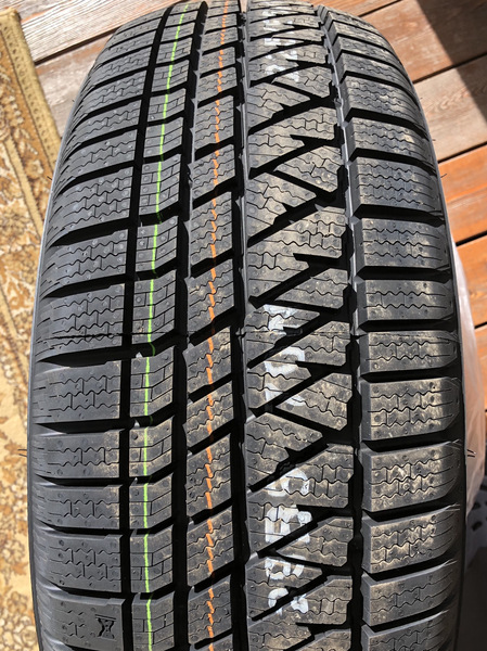 Kumho WinterCraft SUV ice WS71 275/40R20 106W