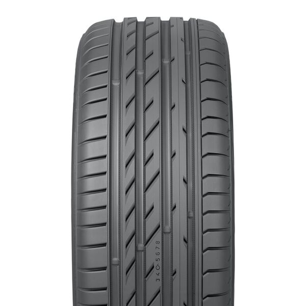 Ikon Tyres Character Ultra 235/50R18 97V