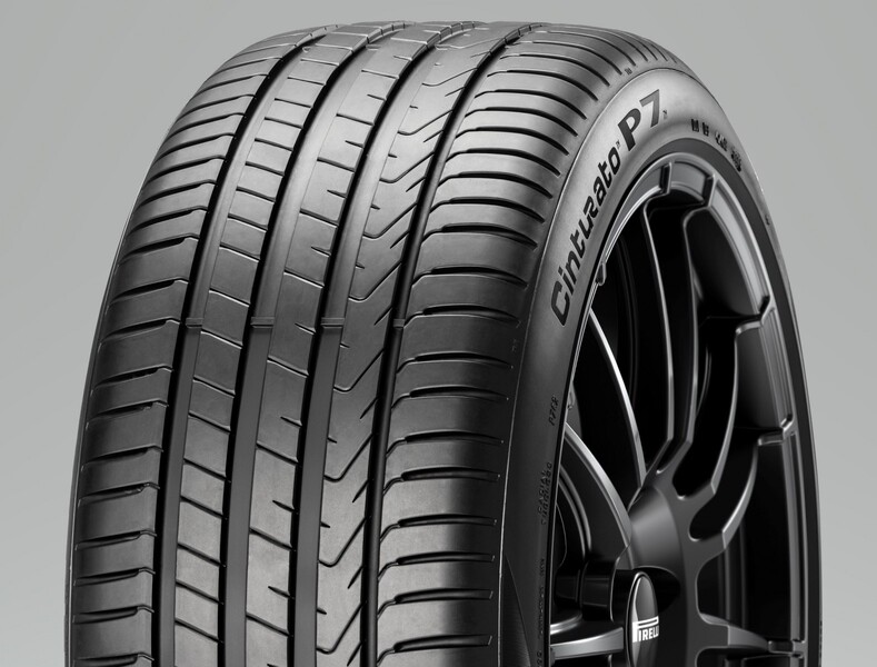 Pirelli Cinturato P7 (P7C2) 255/40R18 99Y