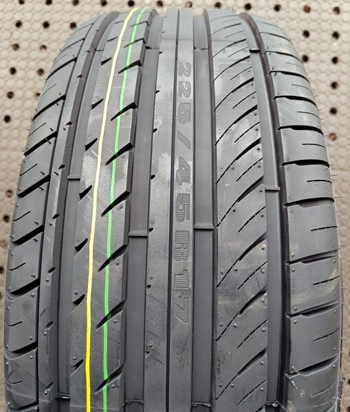 SunFull SF-888 205/50R17 93W
